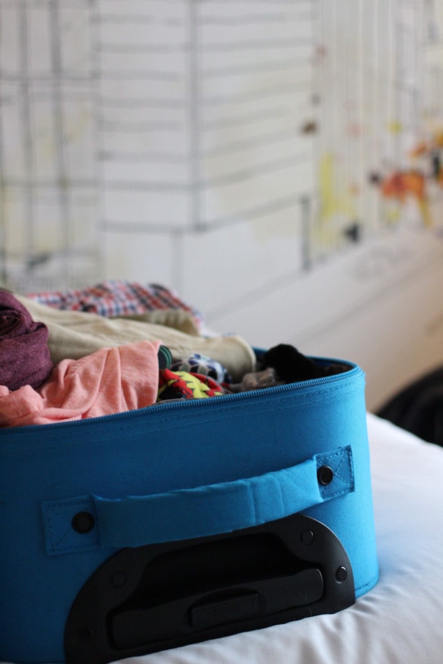 what falls under commercial laundry services