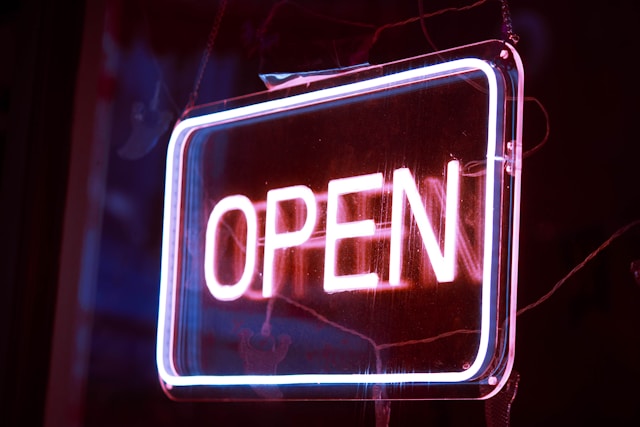 led 3d signage why certain shops instantly pull you in