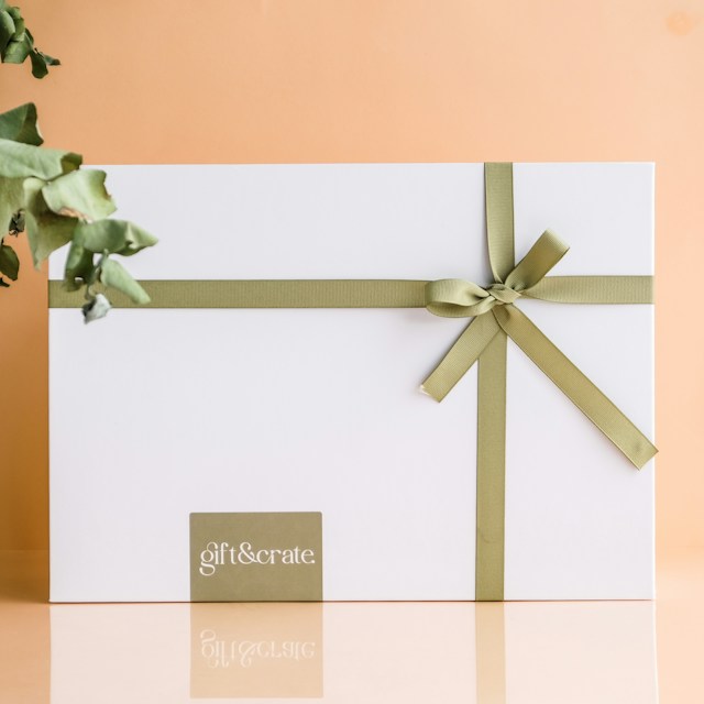 what business gifts are suitable for clients you don’t know very well